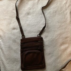 Crossbody purse